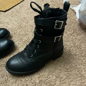 Black combat boots like new. Never worn
